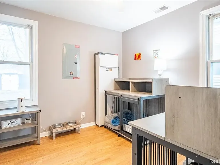 1553 Silman St — Photo 11
