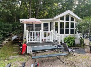 262 Shetucket Tpke #112, Jewett City, CT 06351