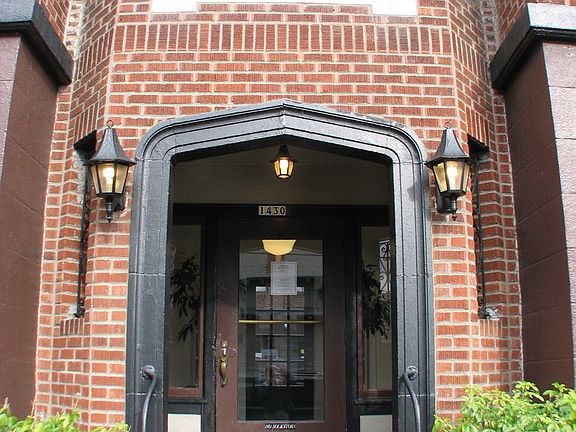 2nd image of 1430 SE 14th Ave #4f4ba3c6f