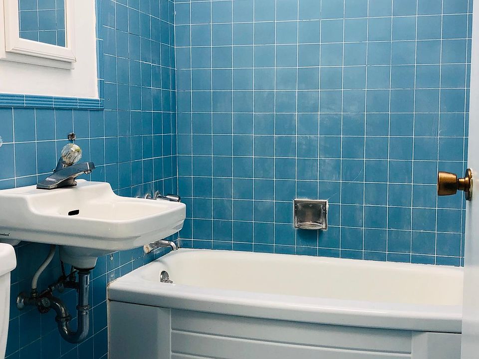 1st image of 1030 Irving St APT 2