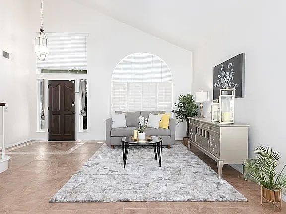 5th image of 14350 Classique Way