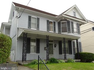 414 W Main St, Waynesboro, PA 17268