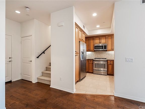 3rd image of 5861 Levi Ln