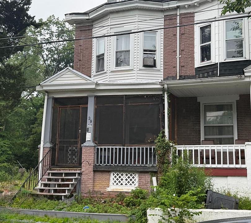 1st image of 39 Edgemere Ave