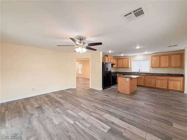 6204 Alpine Tree Ave — Photo 9