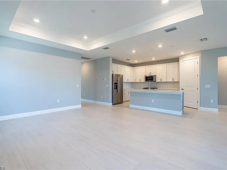 20207 Napa Loop — Photo 8