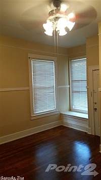 2nd image of 320 W 11th Ave