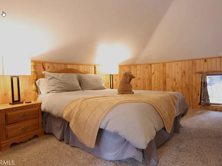 1140 Vine Ave — Photo 12