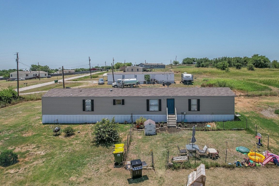 216 Ridge Trl, Rhome, TX 76078 Zillow