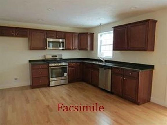4th image of 530 Water St #530