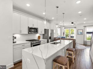 863 King Farm Blvd, Rockville, MD 20850