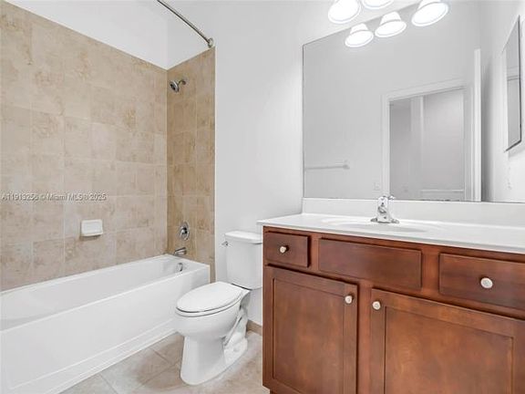 4th image of 9583 Town Parc Cir N