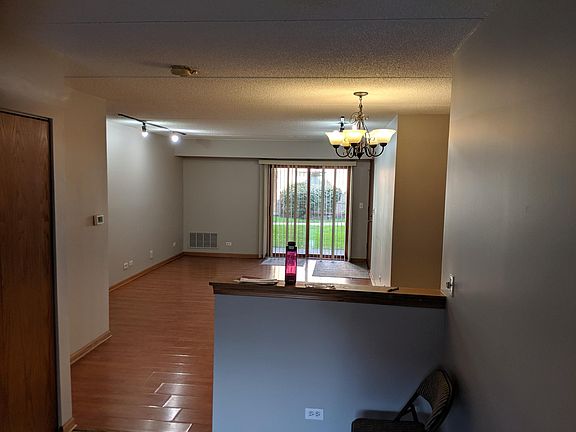 3rd image of 8700 W Evelyn Ln APT 103