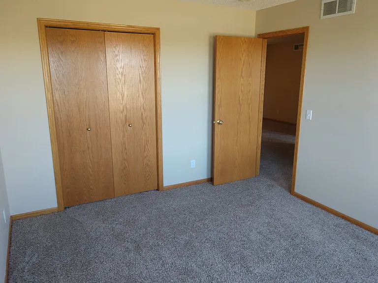 4165 Orleans Dr NE — Photo 13