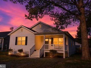 669 Lakeview Dr, Colonial Beach, VA 22443