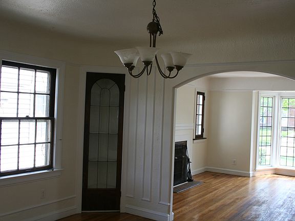 Dining Room to Living room
