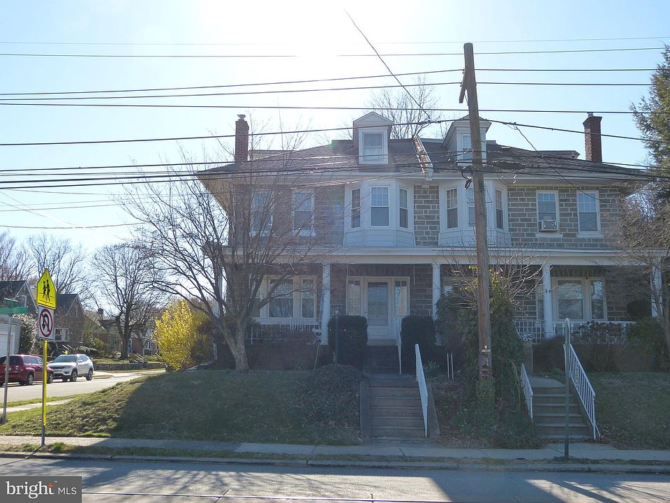 1st image of 102 N Woodlawn Ave