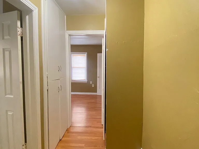 114 SE 40th St — Photo 12