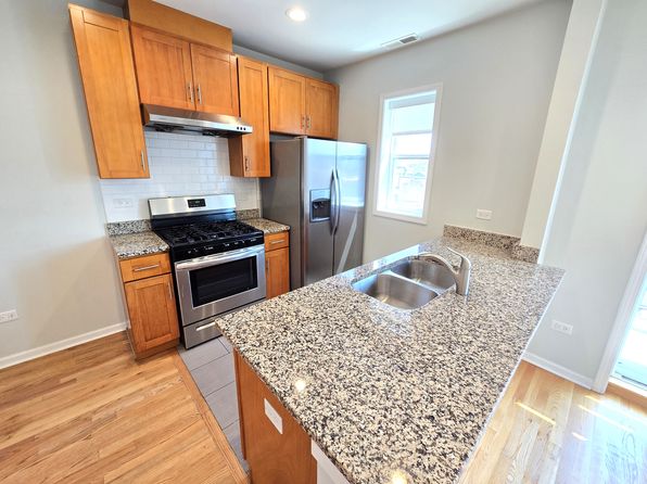 217 W 23rd St #4S
