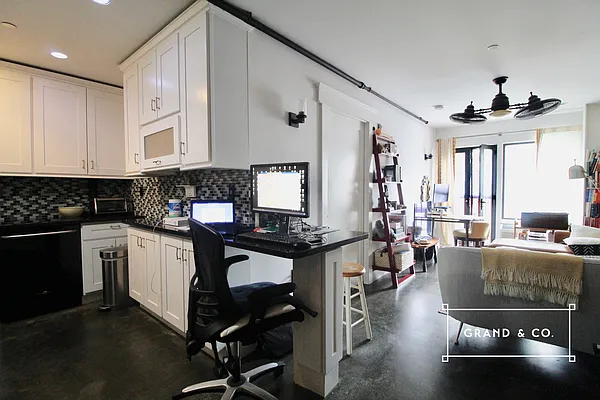 Rented by Grand & Co. | media 14