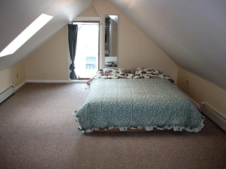 134 Woodlawn Ave #4 — Photo 16