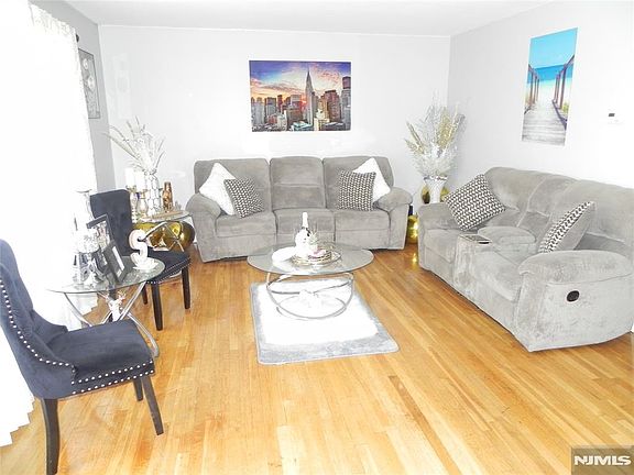 2nd image of 26 Marshall Ave