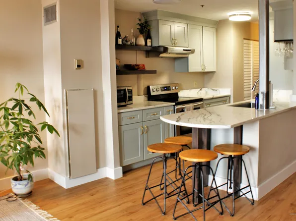 110 Main St APT 304, Saco, ME 04072