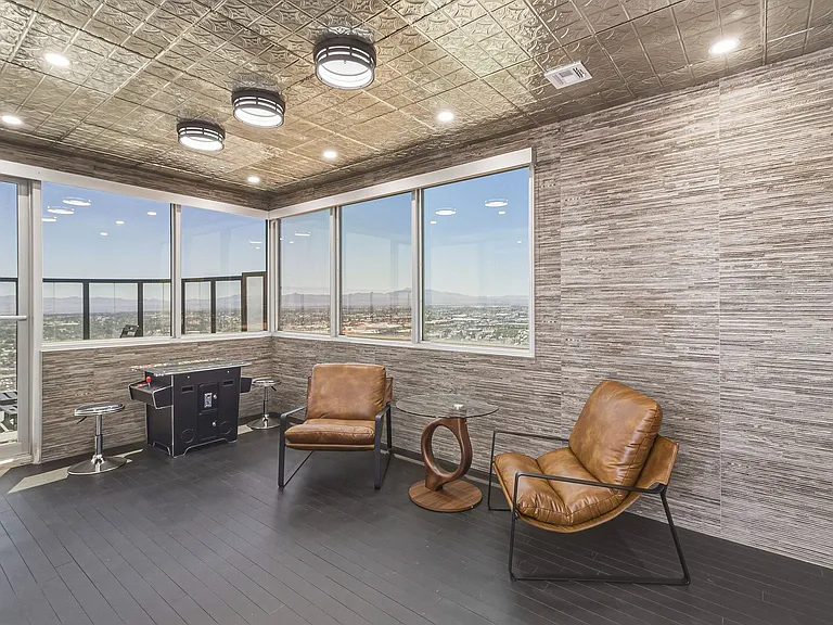 3111 Bel Air Dr #28H — Photo 4