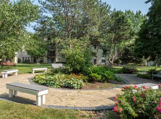 Stonebridge of Arlington Heights, Arlington Heights, IL 60004