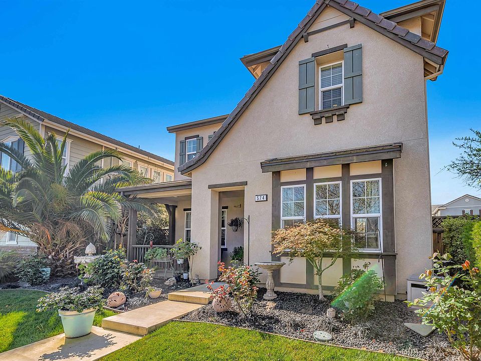 1st image of 574 W Gravino Dr