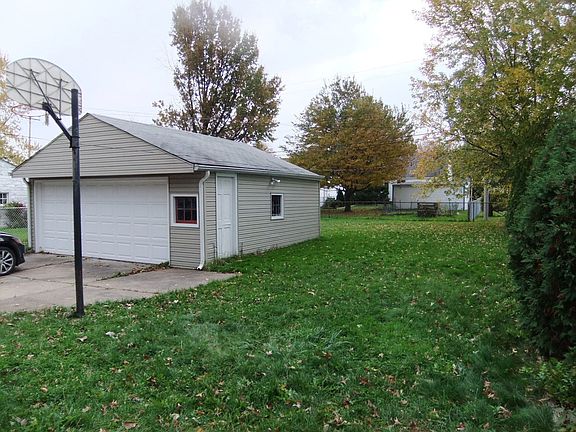 2nd image of 30314 Mildred St