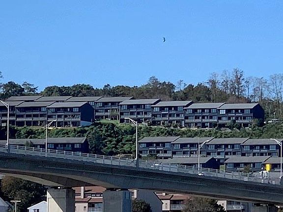 3rd image of G11 Twinlights Ct