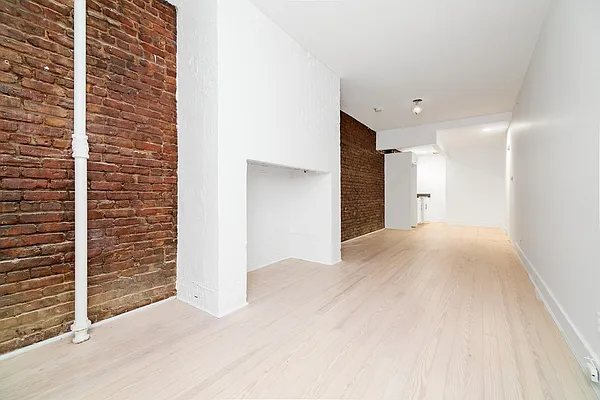 Rented by REAL New York | media 4