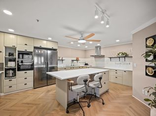 7600 Moffatt Rd #201, Richmond, BC