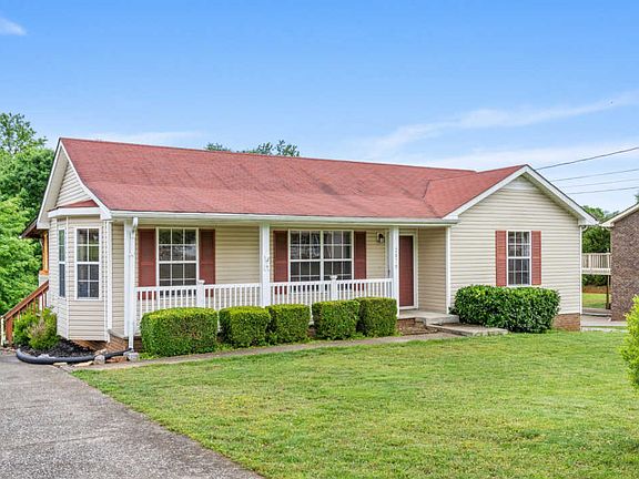 2nd image of 2876 Chinquapin Ln
