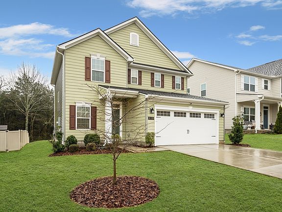 3rd image of 619 Eagle Rock Pl