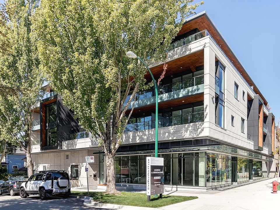 1st image of 717 W 17th Ave #201