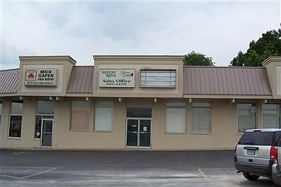 2nd image of 9209 Wicker Ave