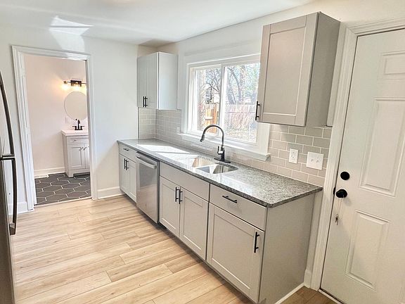 5th image of 416 Camp St