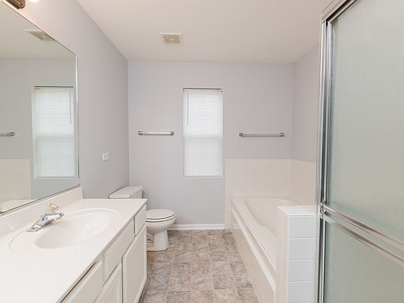 5th image of 2661 Melbourne Ln