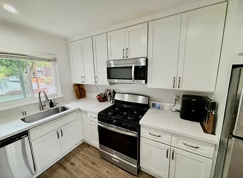 3585 Brook St Photo 1