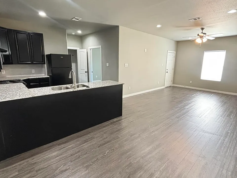 Spacious one bedroom floor plan