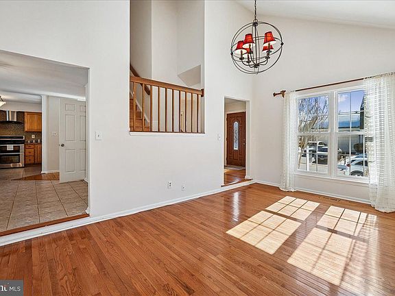 4th image of 20812 Aspenwood Ln