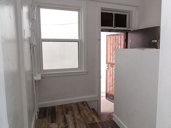 2nd image of 2315 Montana Ave #2B