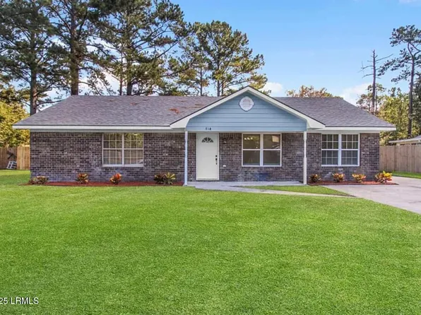 718 Dover Ln, Hinesville, GA 31313