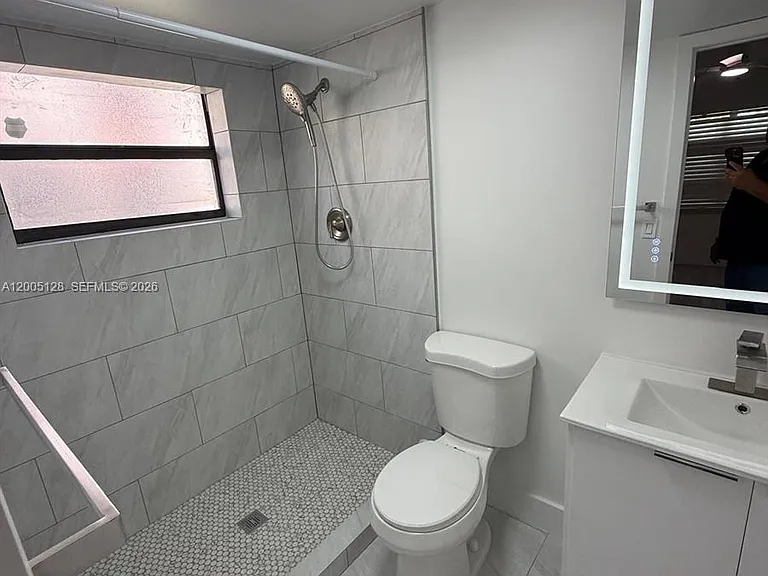 9926 Nob Hill Ct #9926 — Photo 4