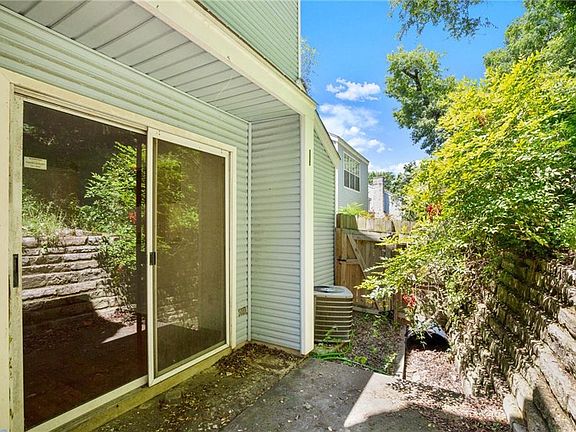5th image of 6733 Old Quarry Ln #6733
