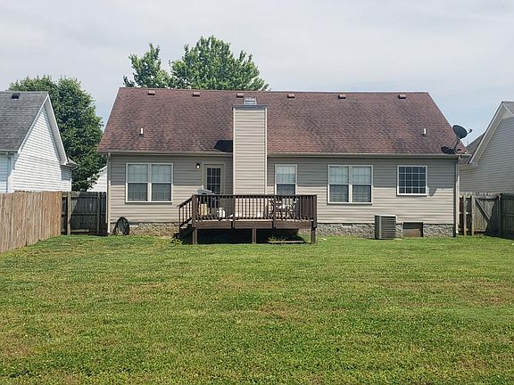 3rd image of 996 Cindy Jo Ct
