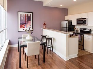 2042 Market St #61, Philadelphia, PA 19103