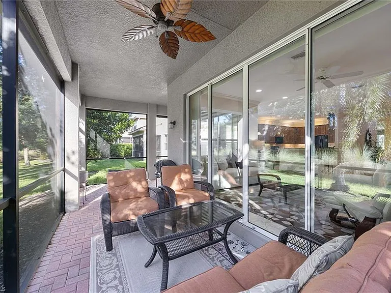 6542 Marbella Dr — Photo 31